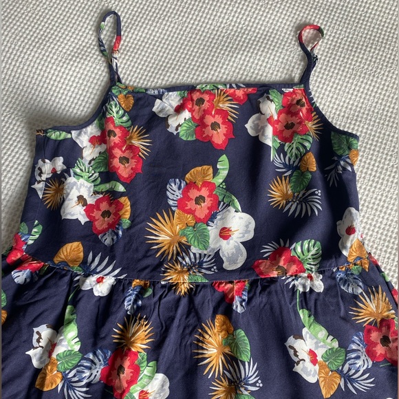 HUFFER Floral New Zealand Dress - Picture 2 of 7